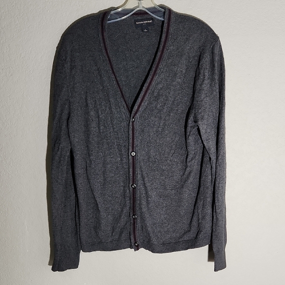 Banana Republic Other - Banana Republic Cardigan Mens Size S V Neck Button Gray Wool Silk Blend
